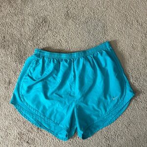 Nike Women's Tempo Dri-FIT Mid-Rise Brief-Lined Running Shorts